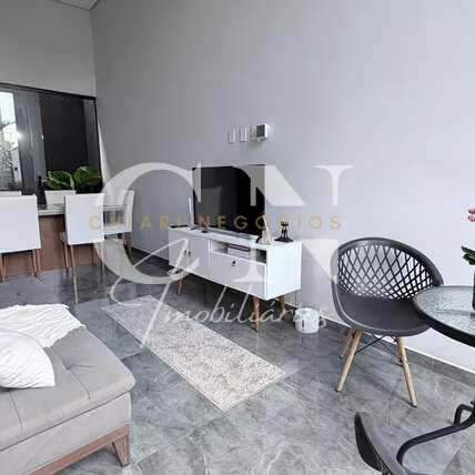  - Casa no Jardim Ipaussurama