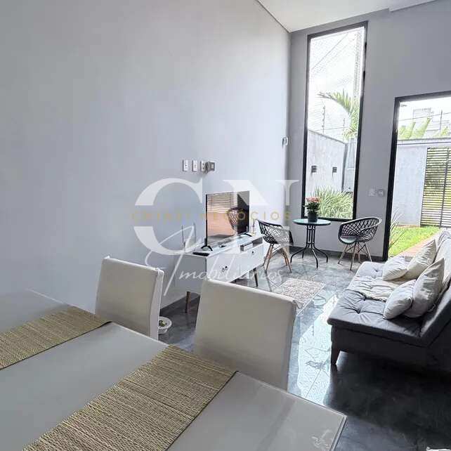  - Casa no Jardim Ipaussurama