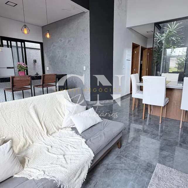  - Casa no Jardim Ipaussurama