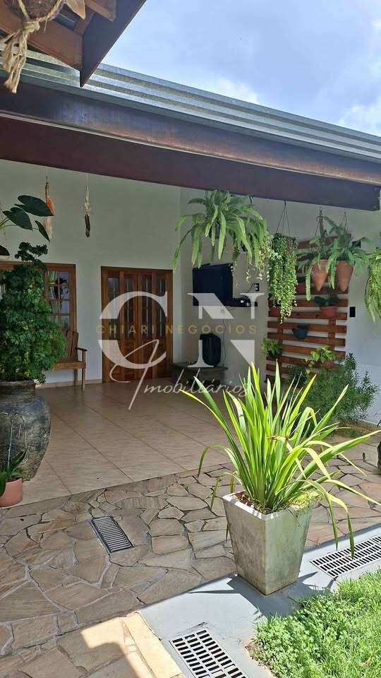 Chácara à venda com 3 quartos, 230m² - Nova Veneza,Paulínia